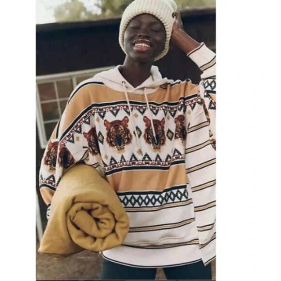 FP Movement Sprint To The Finish Oversized Aztec Tiger Knit Print Hoodie M $198 - Picture 3 of 13